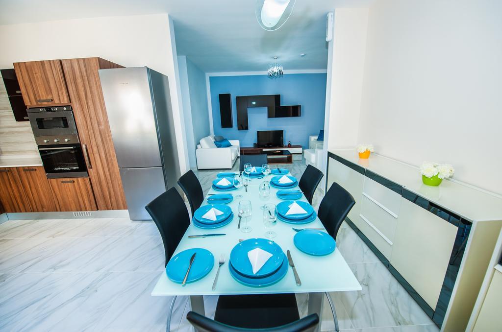 The Waves Holiday Apartment Marsaxlokk Bagian luar foto